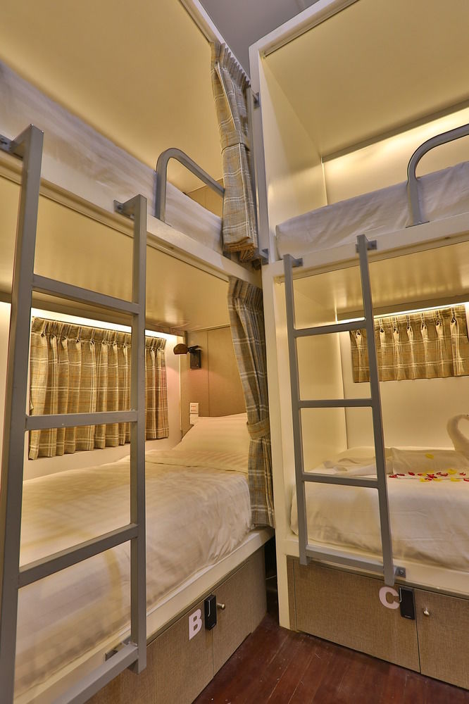 Scott @ 31St Street Hostel Yangon Exterior photo